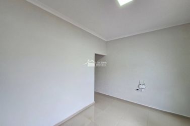 Casa &agrave; venda - 65m&sup2; - Jardim Alto da Serra