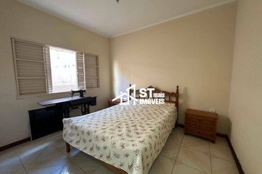 Casa &agrave; venda - 120m&sup2; - Jardim Panorama