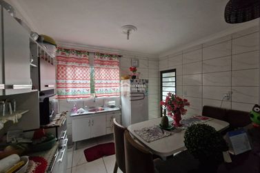 Casa &agrave; venda - 61m&sup2; - Leandro Previato
