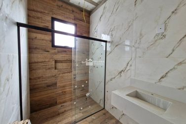 Casa &agrave; venda - 230m&sup2; - Veredas da Serra