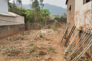 Terreno &agrave; venda - 154m&sup2; - 