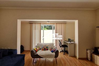 Casa &agrave; venda - 250m&sup2; - Jardim Rio Branco