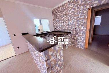 Casa &agrave; venda - 150m&sup2; - Jardim Rio Verde