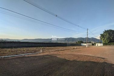 Terreno &agrave; venda - 535m&sup2; - Village