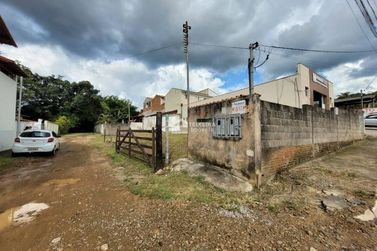 Terreno &agrave; venda - 377m&sup2; - Vila Santa Rita