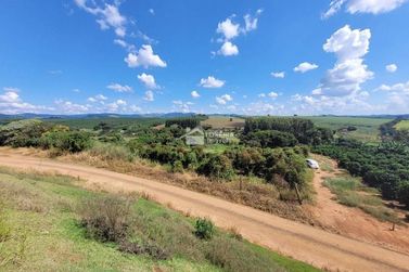 Terreno &agrave; venda - 27000m&sup2; - Clube Campestre