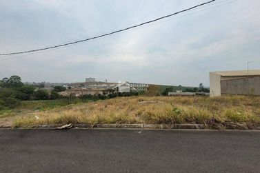 Terreno &agrave; venda - 248m&sup2; - Jardim Europa III