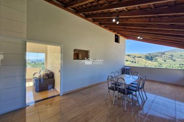 Ch&aacute;cara &agrave; venda - 100m&sup2; - Bairro Santa Luzia