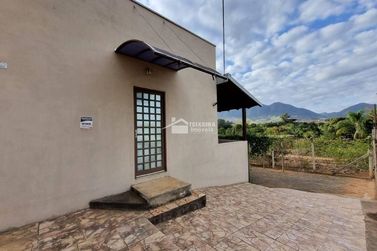 Ch&aacute;cara &agrave; venda - 750m&sup2; - Retirinho