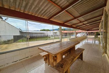 Ch&aacute;cara &agrave; venda - 443m&sup2; - Vargem do Rigoni
