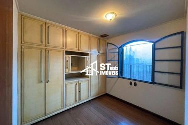 Casa para alugar - 173m&sup2; - Centro