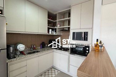 Apartamento &agrave; venda - 65m&sup2; - Centro