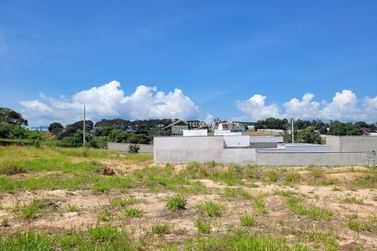 Terreno &agrave; venda - 250m&sup2; - Morada dos P&aacute;ssaros