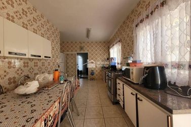Casa &agrave; venda - 129m&sup2; - Centro
