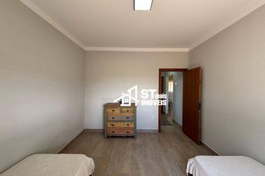 Ch&aacute;cara &agrave; venda - 1130m&sup2; - &Aacute;rea Rural de Andradas