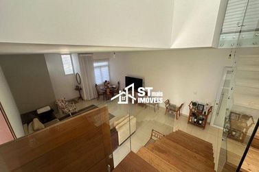 Sobrado &agrave; venda - 285m&sup2; - Centro
