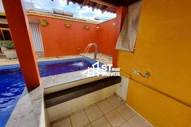 Casa &agrave; venda - 388m&sup2; - Jardim Panorama