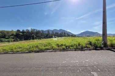 Terreno &agrave; venda - 213m&sup2; - Jardim Village