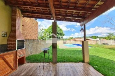 Ch&aacute;cara &agrave; venda - 650m&sup2; - Bairro Retirinho
