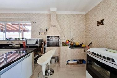 Casa &agrave; venda - 500m&sup2; - Vila Mosconi
