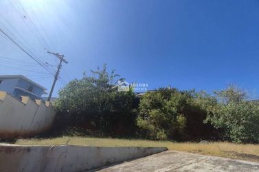 Casa &agrave; venda - 232m&sup2; - Jardim Bela Vista