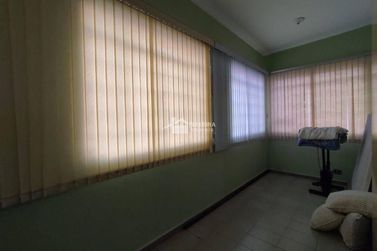 Apartamento &agrave; venda - 220m&sup2; - Vila Buzato