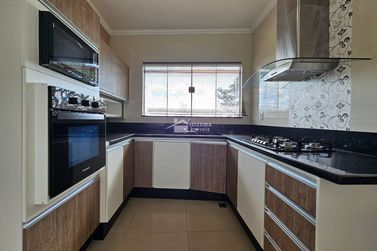 Sobrado &agrave; venda - 118m&sup2; - Portal do Sol