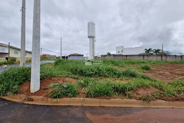 Terreno &agrave; venda - Terra Nostra