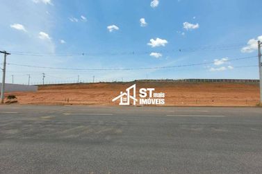 Terreno &agrave; venda - 1615m&sup2; - Sa&iacute;da Para Esp. Sto. do Pinhal
