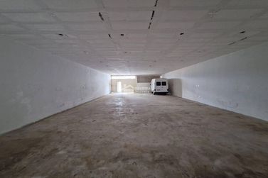 Sal&atilde;o Comercial para alugar - 770m&sup2; - Jardim Mirante