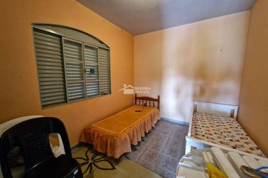 Ch&aacute;cara &agrave; venda - 10000m&sup2; - Zona Rural