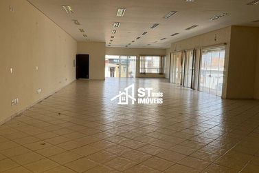 Sal&atilde;o Comercial para alugar - 300m&sup2; - Centro