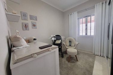 Casa &agrave; venda - 150m&sup2; - Jardim Mirante