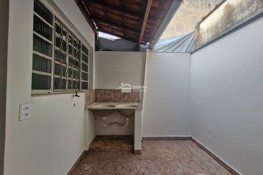 Casa para alugar - 60m&sup2; - Jardim Santa B&aacute;rbara