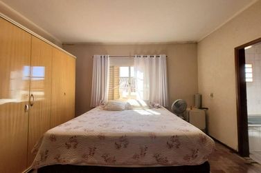 Casa &agrave; venda - 281m&sup2; - Jardim Bela Vista