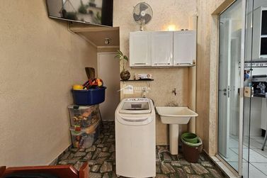 Sobrado &agrave; venda - 88m&sup2; - Jardim Muterle