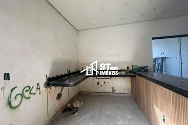 Casa &agrave; venda - 150m&sup2; - Santo Antonio de Lisboa