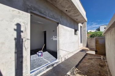 Casa &agrave; venda - 145m&sup2; - Veredas da Serra