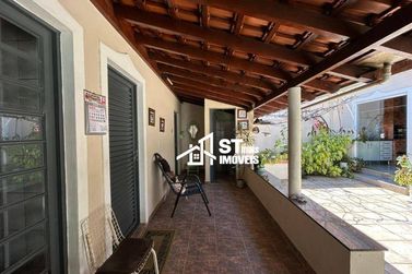 Casa &agrave; venda - 212m&sup2; - Jardim Rio Branco