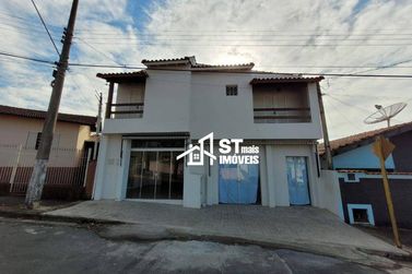 Casa &agrave; venda - 201m&sup2; - Centro