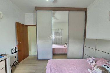Casa &agrave; venda - 203m&sup2; - Jardim Mantiqueira II