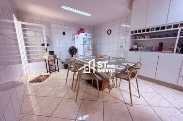 Casa &agrave; venda - 197m&sup2; - Jardim Ipe