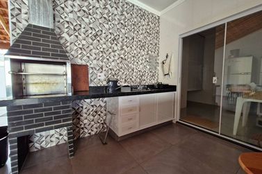 Casa &agrave; venda - 101m&sup2; - Jardim Am&eacute;lia