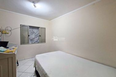 Casa &agrave; venda - 70m&sup2; - Jardim Panorama