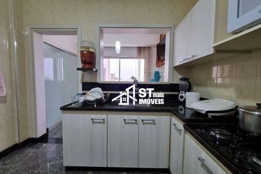 Apartamento &agrave; venda - 192m&sup2; - Centro