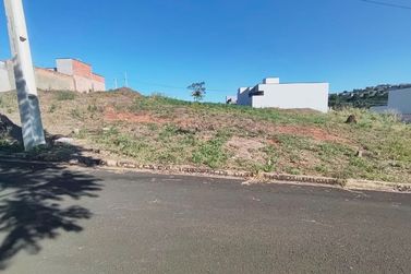 Terreno &agrave; venda - 200m&sup2; - S&atilde;o Cristov&atilde;o