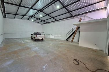 Sal&atilde;o Comercial &agrave; venda - 172m&sup2; - Pito Risso