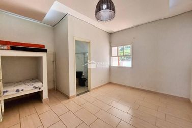 Ch&aacute;cara &agrave; venda - 70m&sup2; - Zona Rural