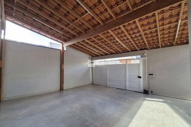 Casa &agrave; venda - 150m&sup2; - Santo Ant&ocirc;nio de Lisboa
