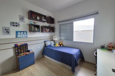 Casa &agrave; venda - 203m&sup2; - Jardim Mantiqueira II